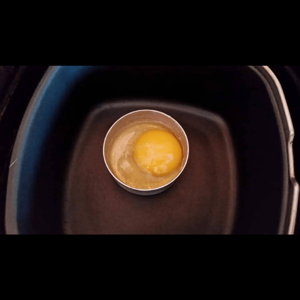 pode colocar forma de pao de mel na airfryer