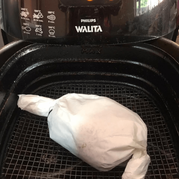pode usar papel manteiga na airfryer