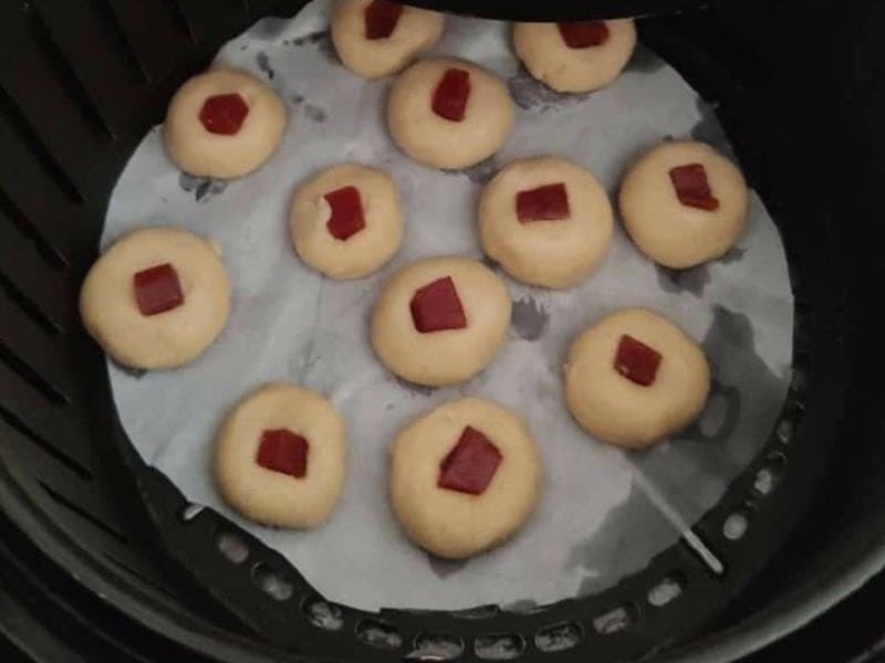 Pode Colocar Papel Manteiga Na Airfryer-3