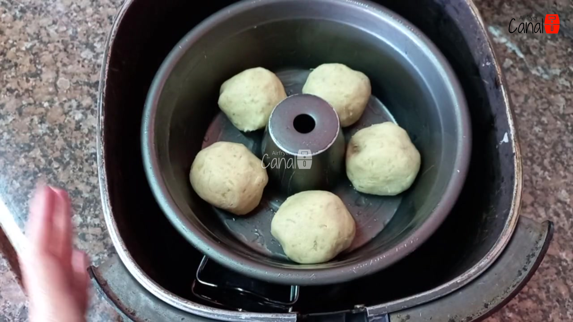 pãozinho de batata doce na airfryer